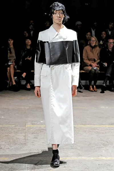 Look 9